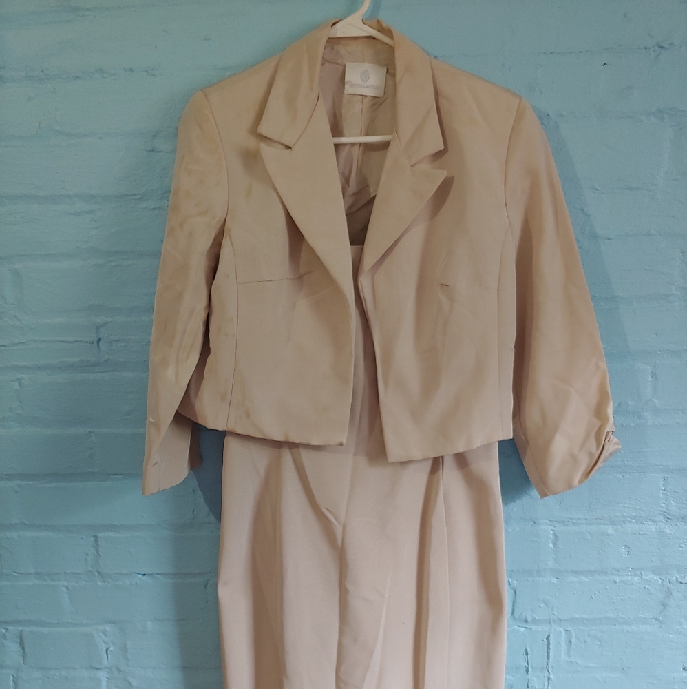 Suit dress